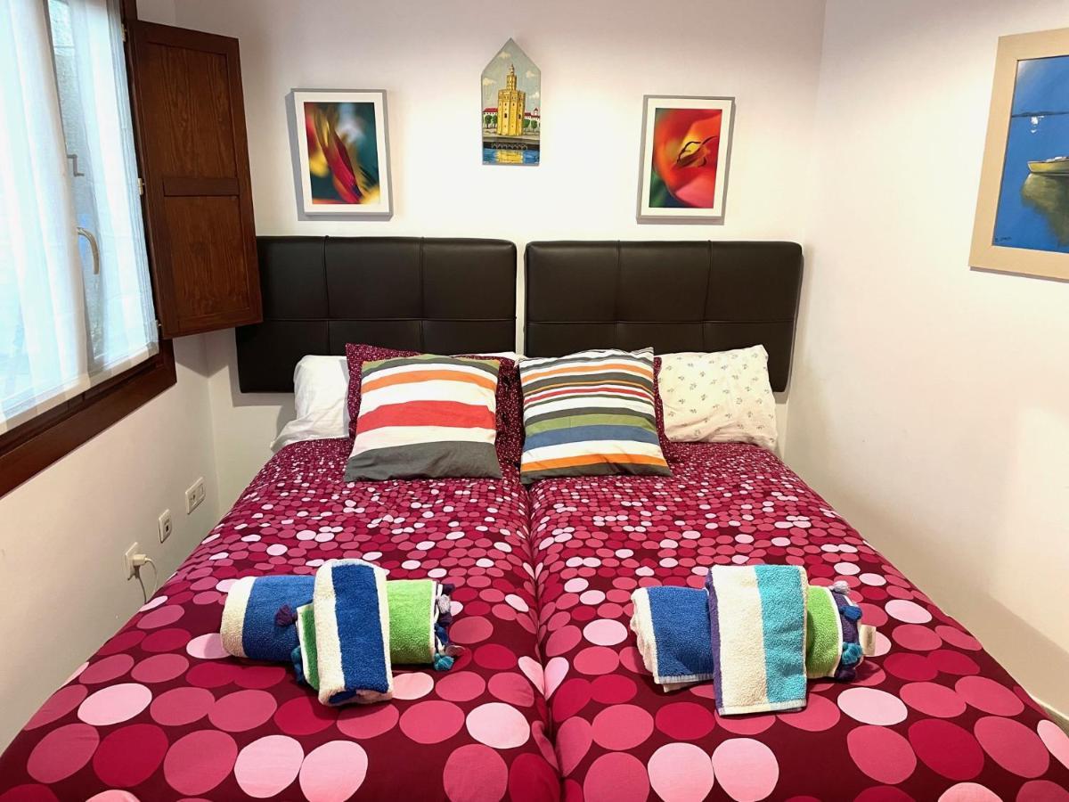 Apartamento Centro Plaza Salvador, Wifi Free& Parking Opcional Sevilla Eksteriør billede