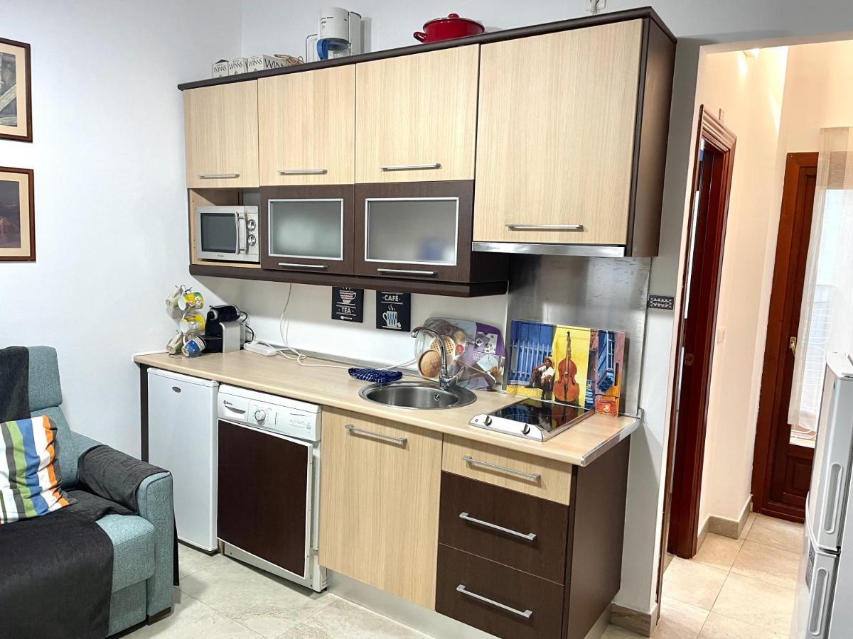 Apartamento Centro Plaza Salvador, Wifi Free& Parking Opcional Sevilla Eksteriør billede