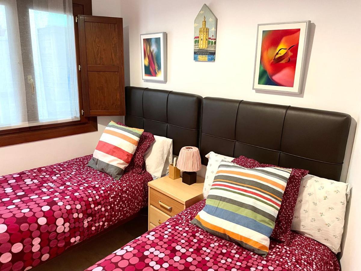Apartamento Centro Plaza Salvador, Wifi Free& Parking Opcional Sevilla Eksteriør billede