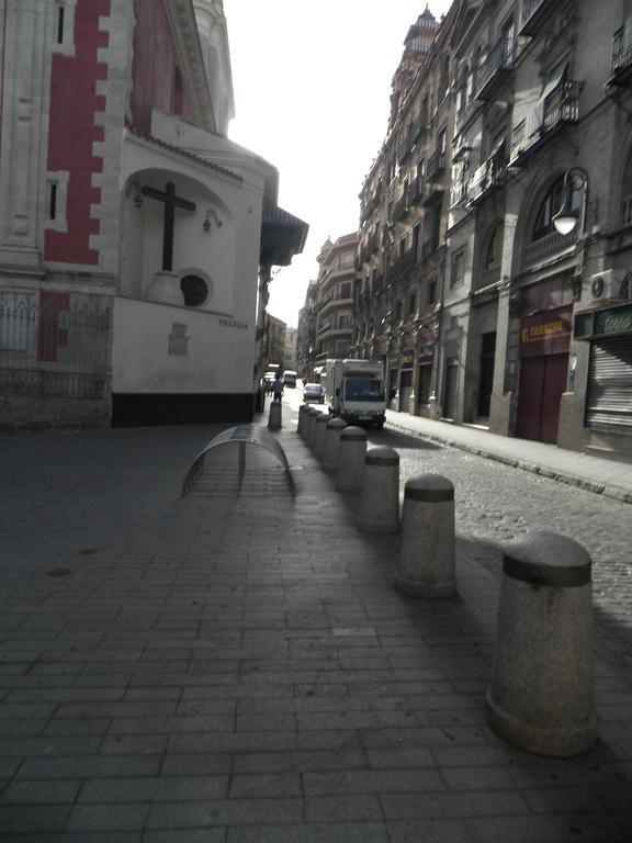 Apartamento Centro Plaza Salvador, Wifi Free& Parking Opcional Sevilla Eksteriør billede